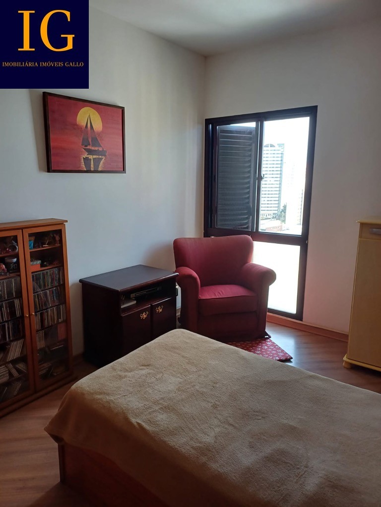 Apartamento à venda com 3 quartos, 143m² - Foto 17