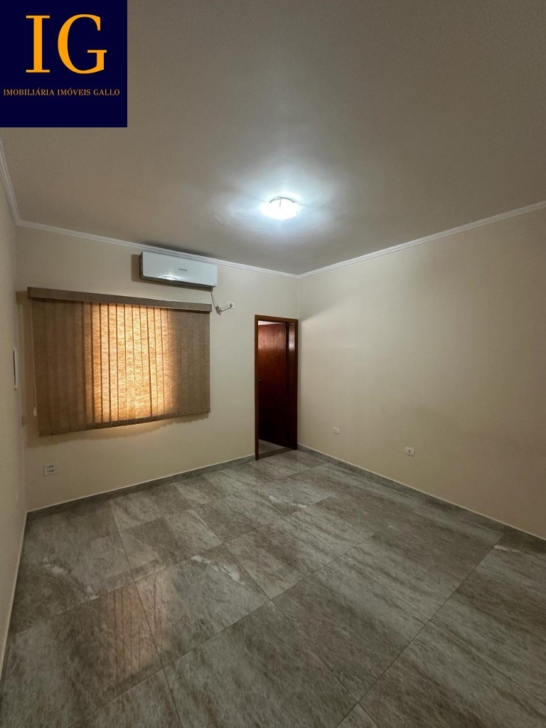 Casa à venda com 3 quartos, 193m² - Foto 11