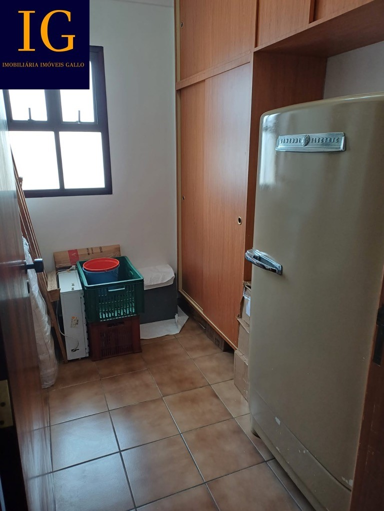 Apartamento à venda com 3 quartos, 143m² - Foto 11