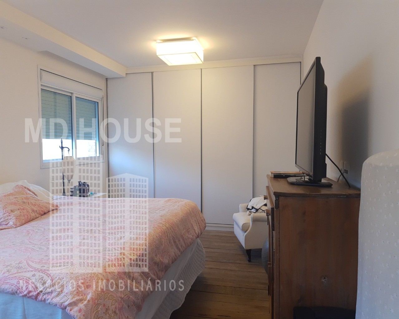 Apartamento para alugar com 2 quartos, 140m² - Foto 22