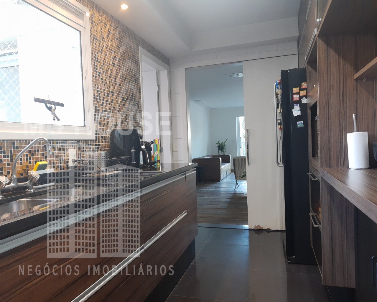 Apartamento para alugar com 2 quartos, 140m² - Foto 34