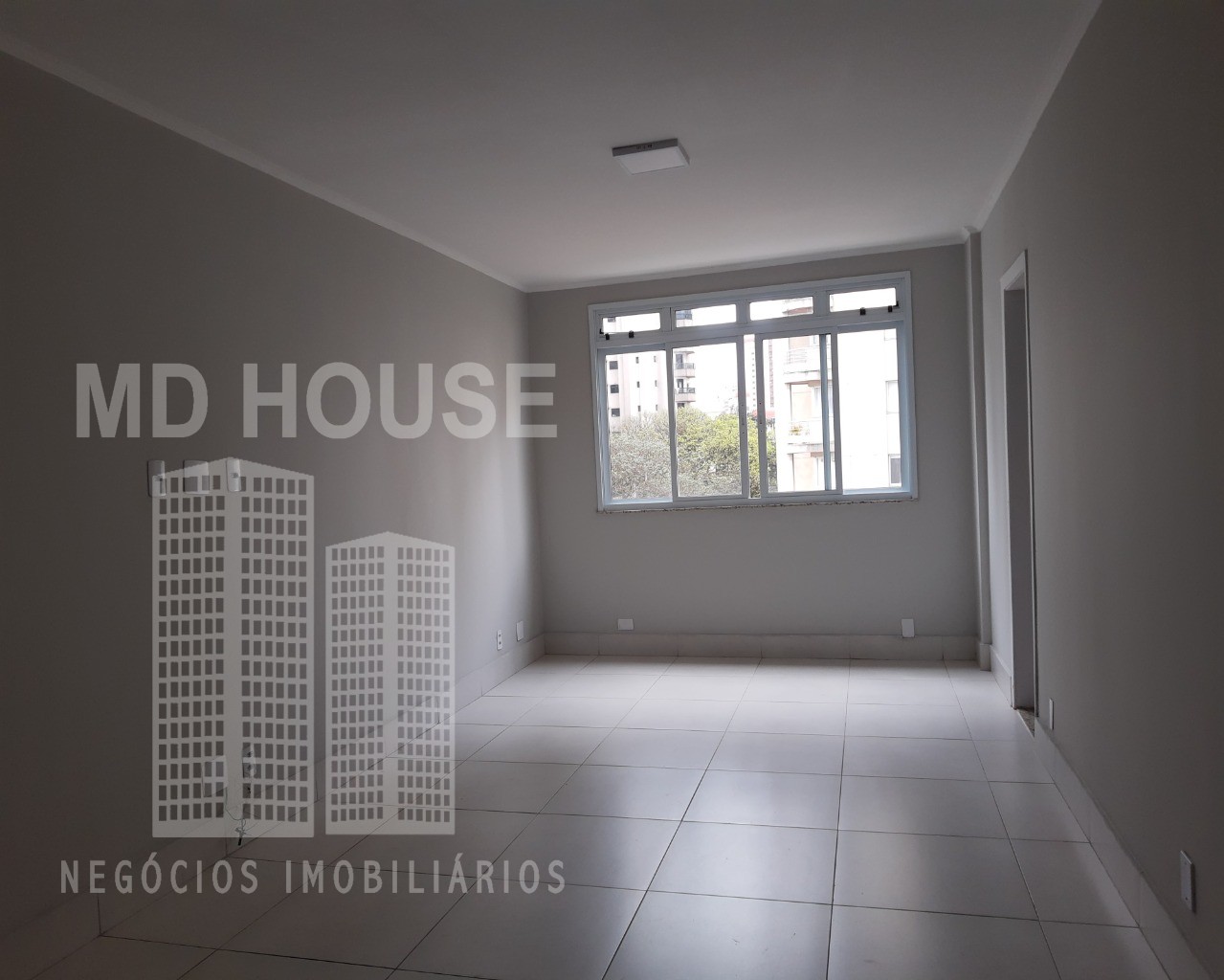 Apartamento para alugar com 3 quartos, 130m² - Foto 7