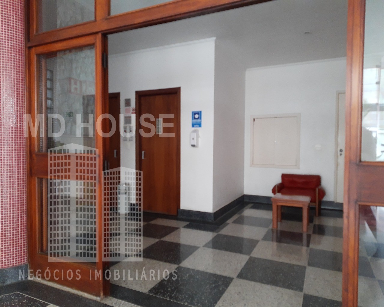 Apartamento para alugar com 3 quartos, 130m² - Foto 4