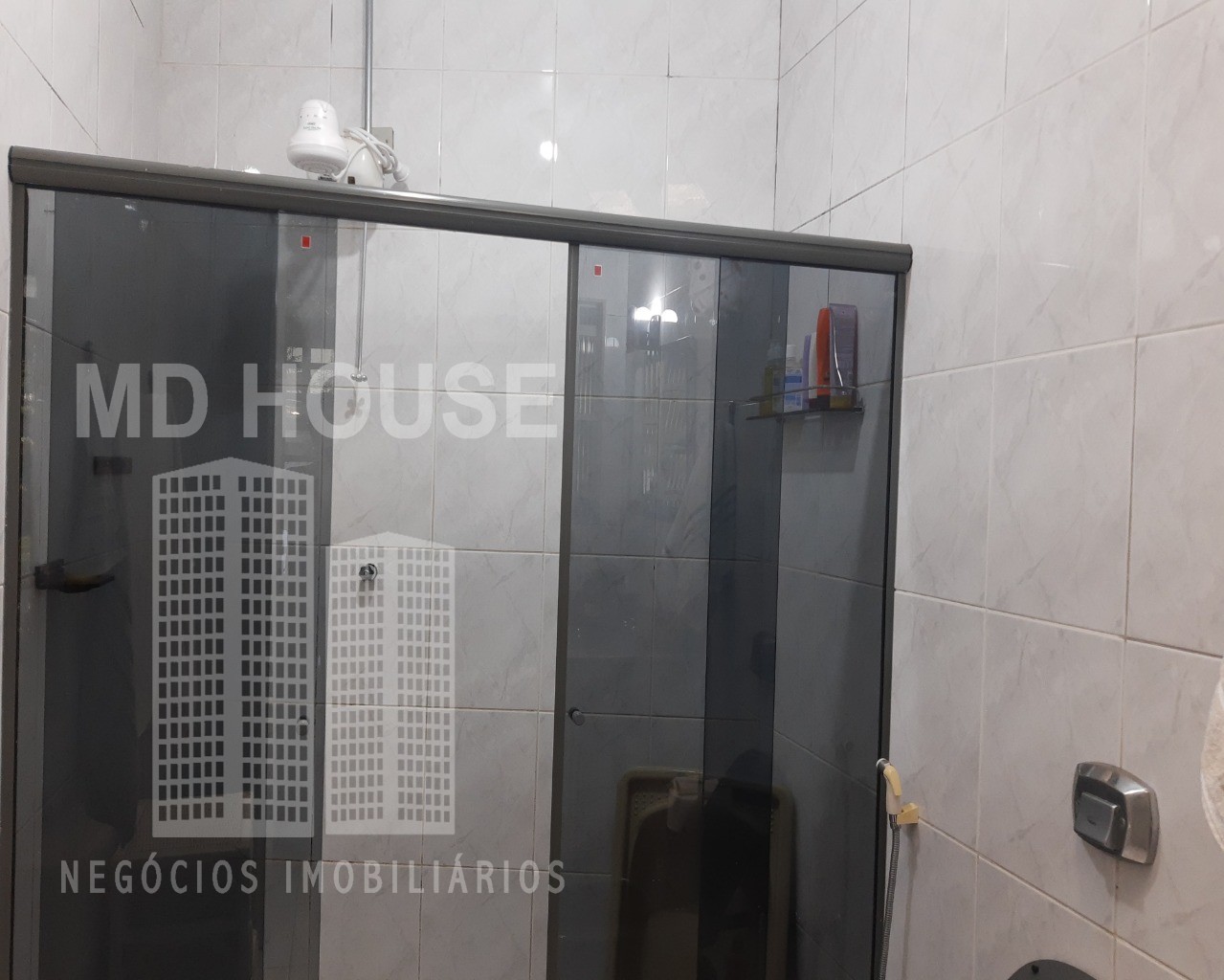 Casa à venda e aluguel com 5 quartos, 300m² - Foto 28