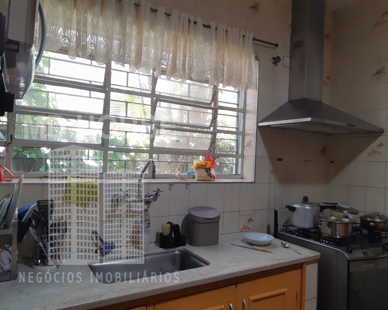 Casa à venda e aluguel com 5 quartos, 300m² - Foto 20