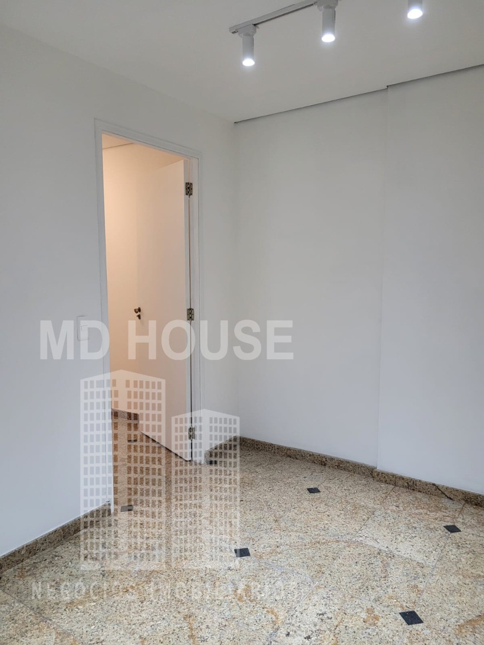 Conjunto Comercial-Sala para alugar, 50m² - Foto 12