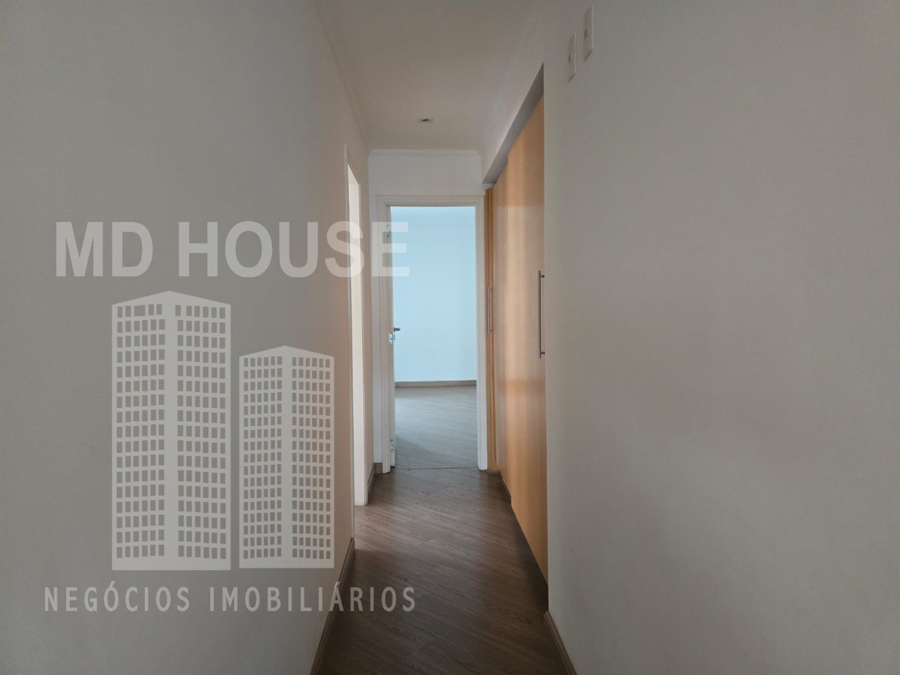 Apartamento para alugar com 3 quartos, 180m² - Foto 14