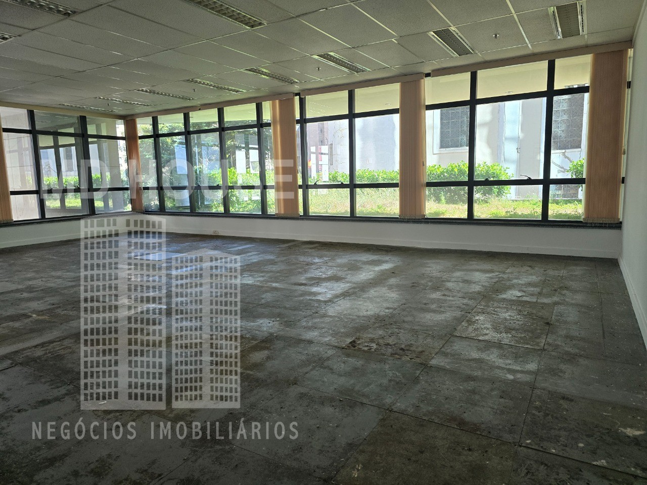 Conjunto Comercial-Sala para alugar, 126m² - Foto 2