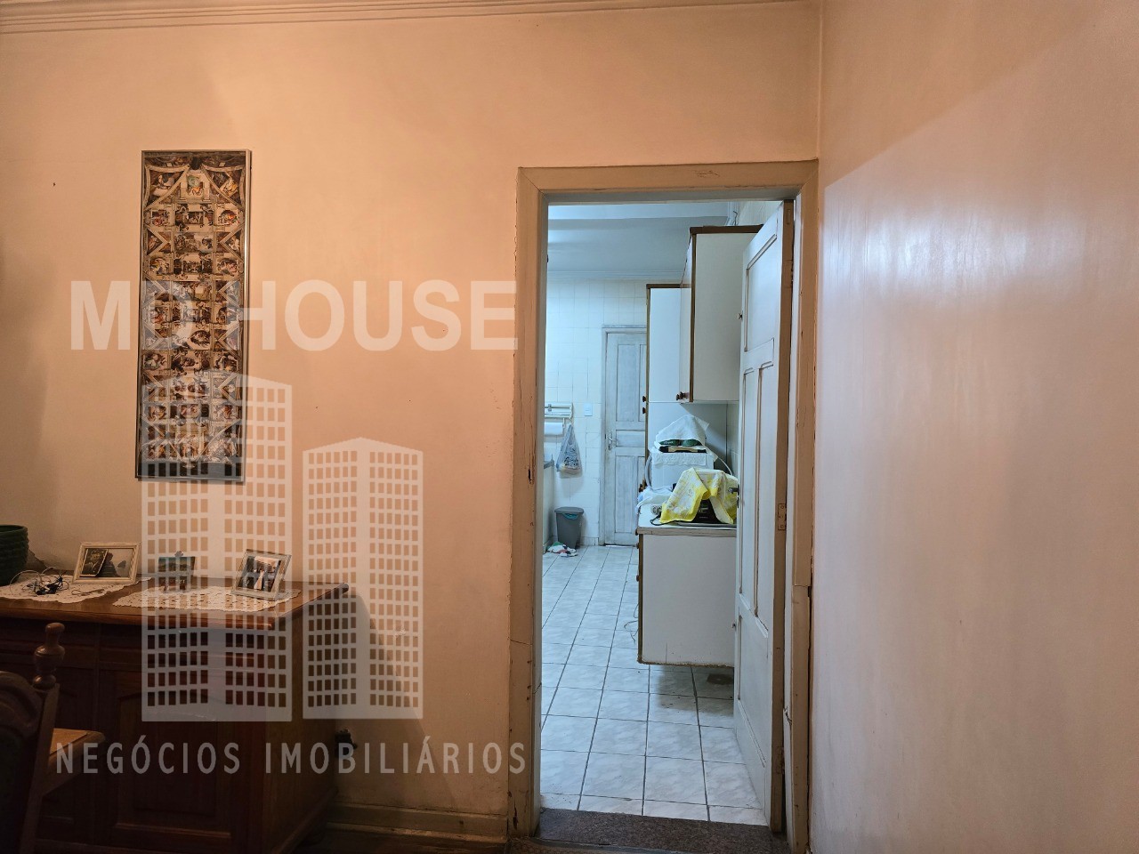 Casa à venda e aluguel com 3 quartos, 150m² - Foto 19