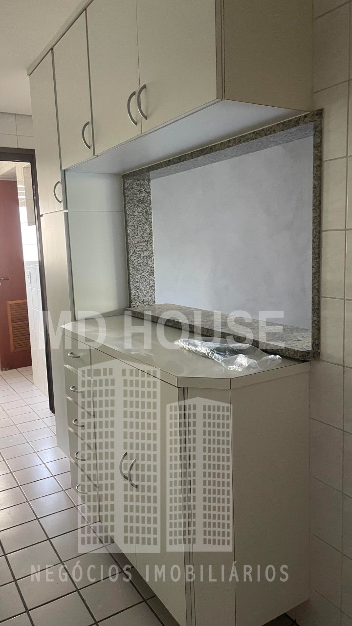 Apartamento para alugar com 3 quartos, 80m² - Foto 11