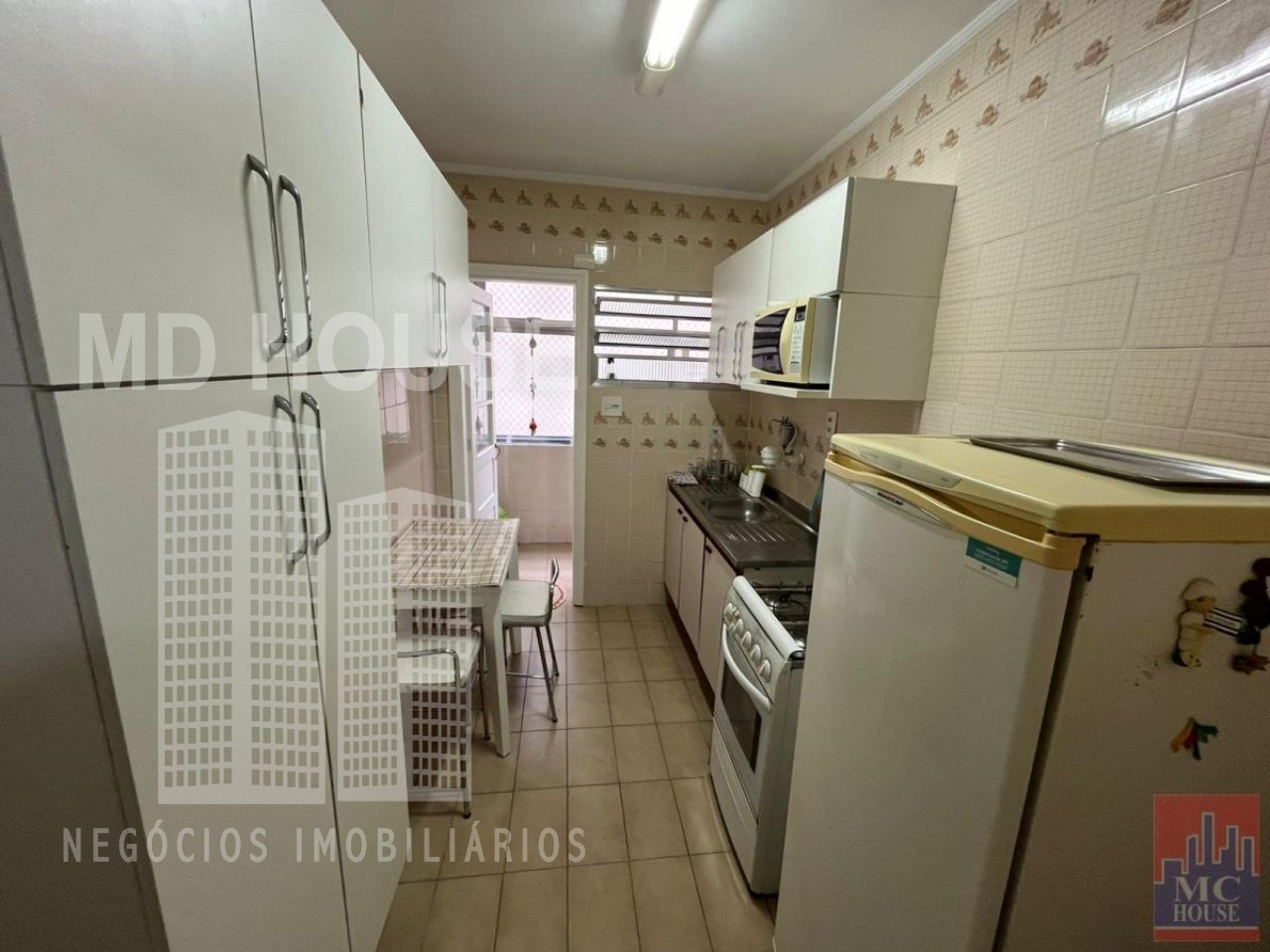 Apartamento para alugar com 1 quarto, 60m² - Foto 8