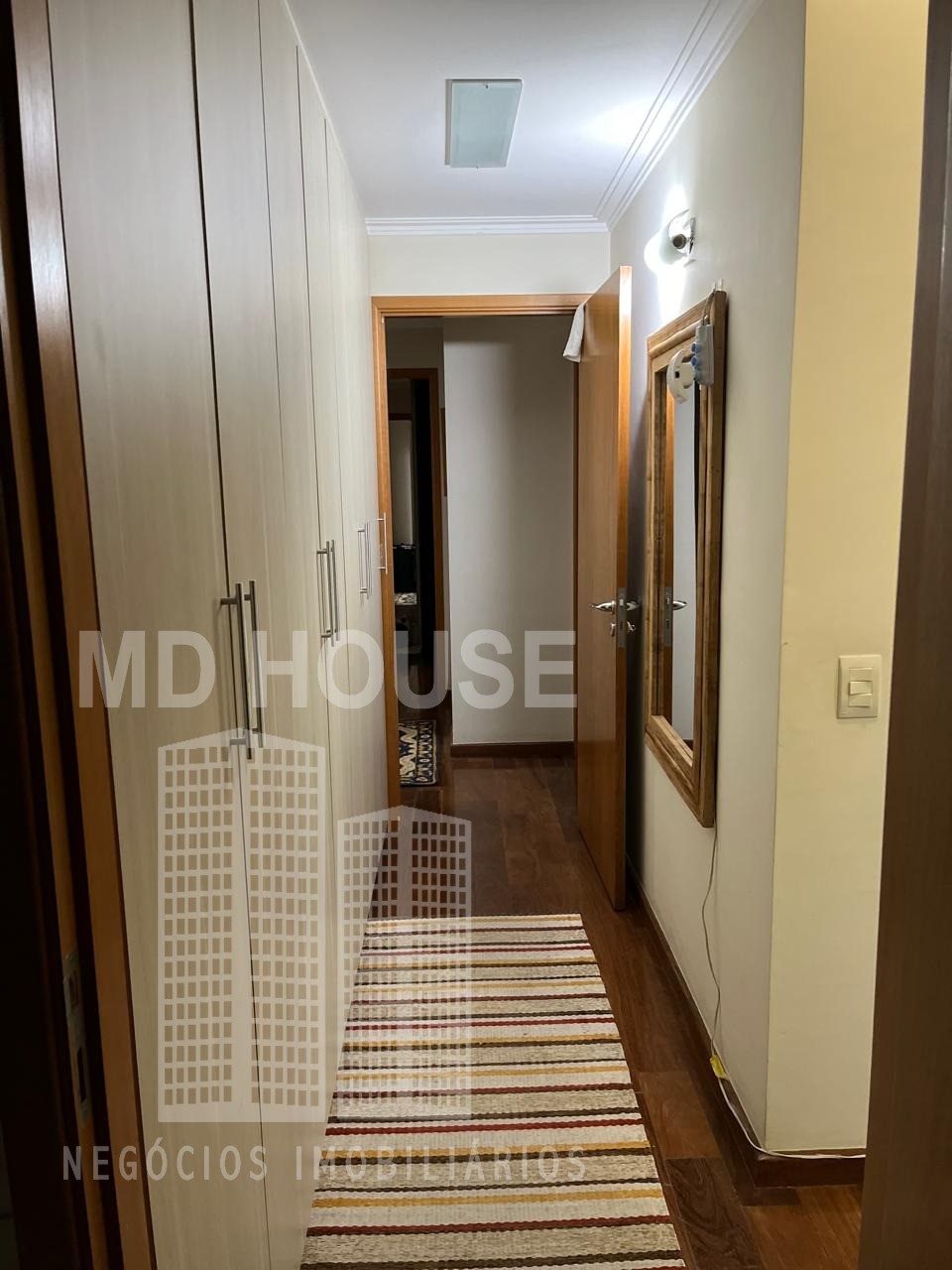 Apartamento para alugar com 3 quartos, 101m² - Foto 21