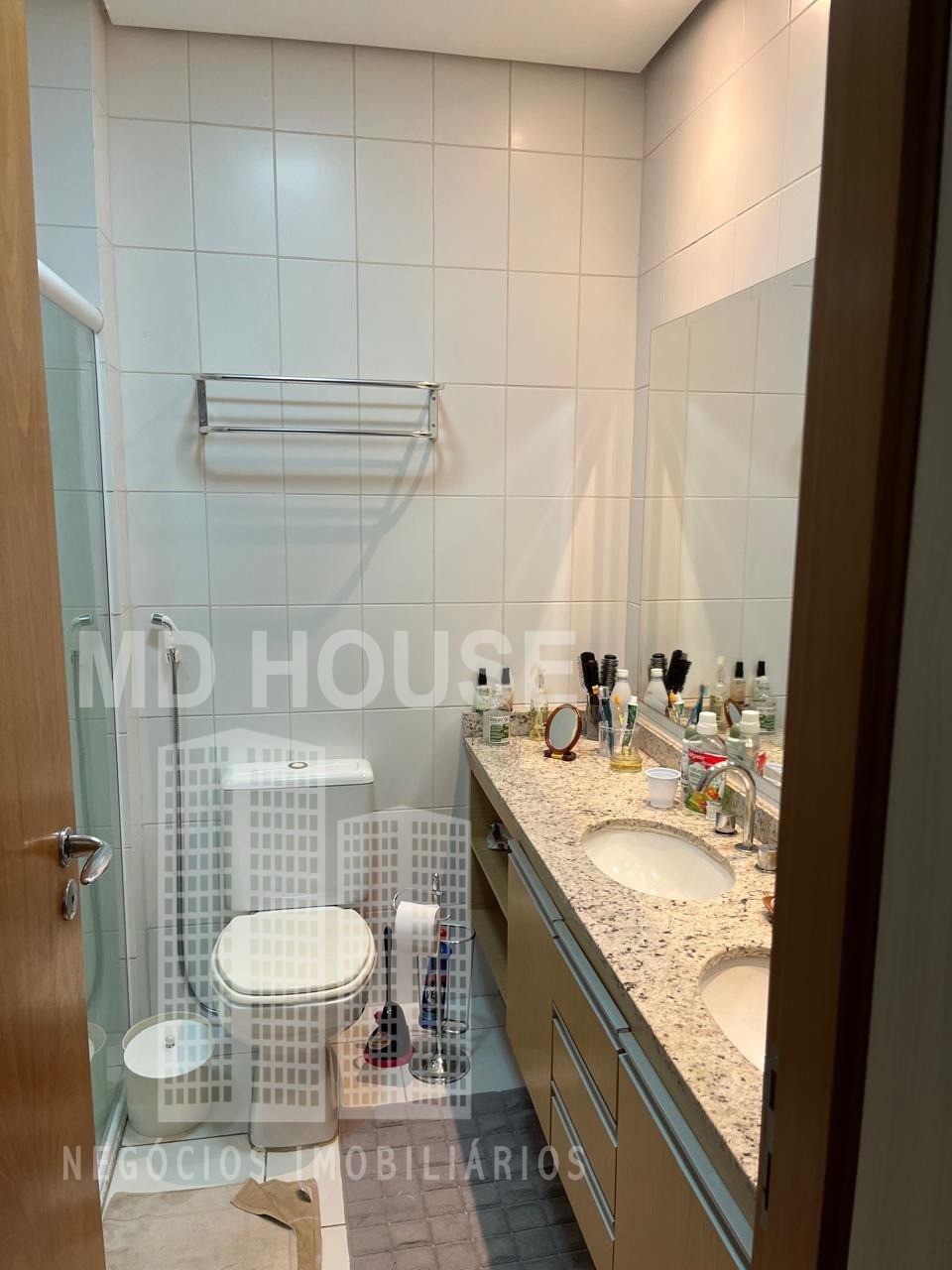 Apartamento para alugar com 3 quartos, 101m² - Foto 18