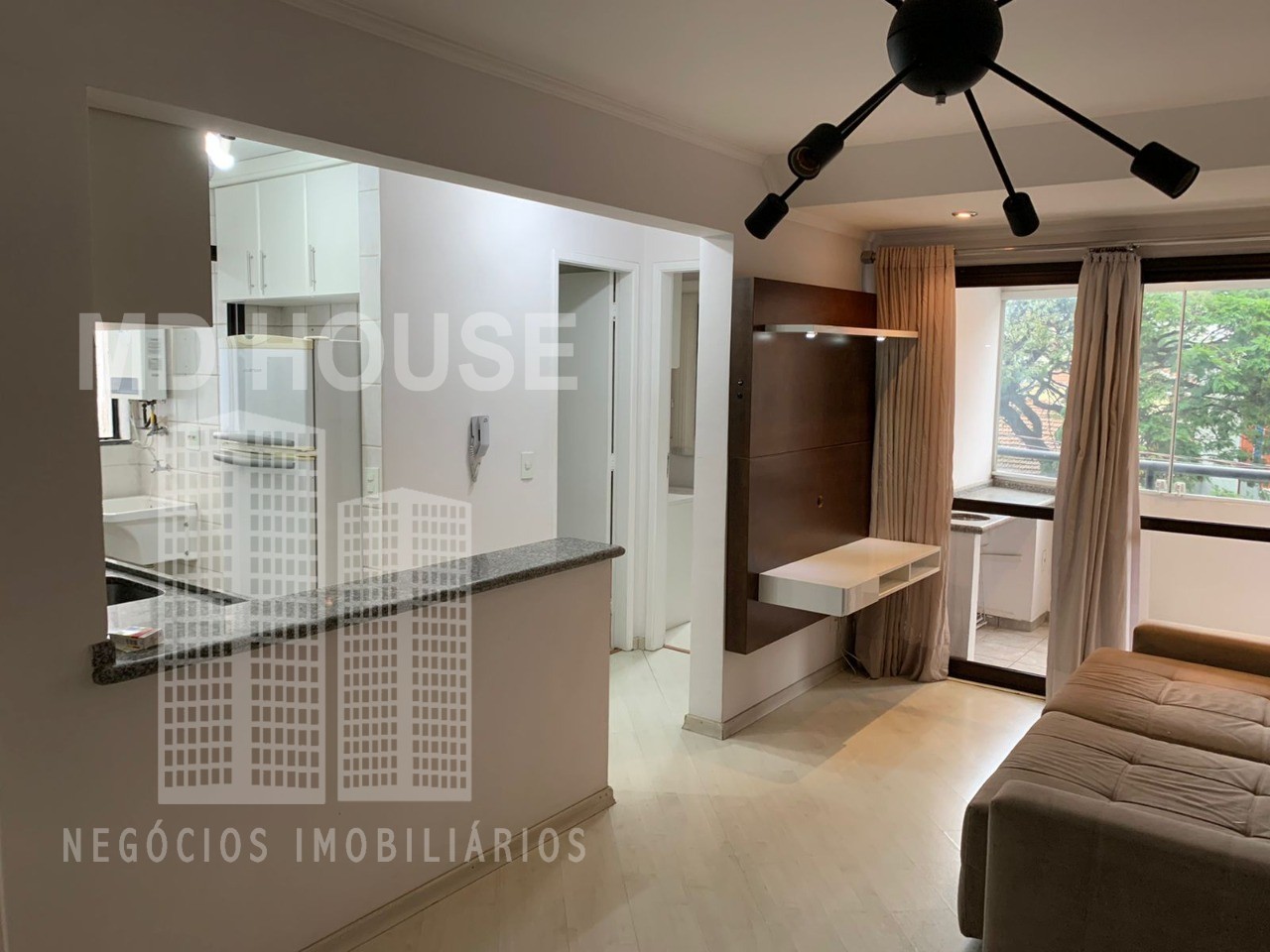 Apartamento para alugar com 2 quartos, 55m² - Foto 6