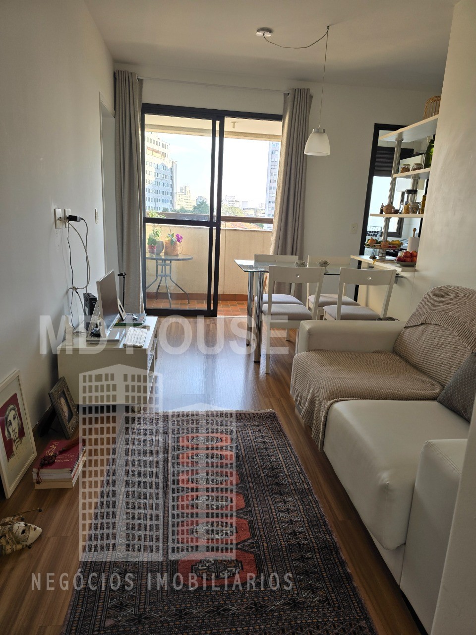 Apartamento para alugar com 1 quarto, 44m² - Foto 9