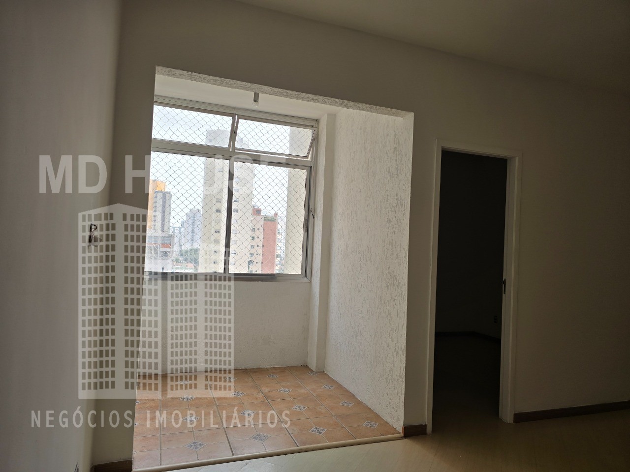 Apartamento à venda e aluguel com 3 quartos, 98m² - Foto 4