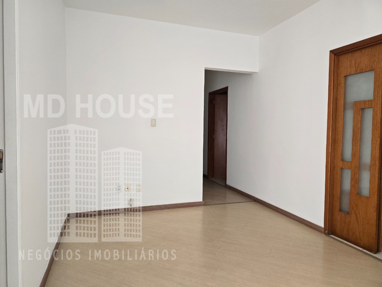 Apartamento à venda e aluguel com 3 quartos, 98m² - Foto 5