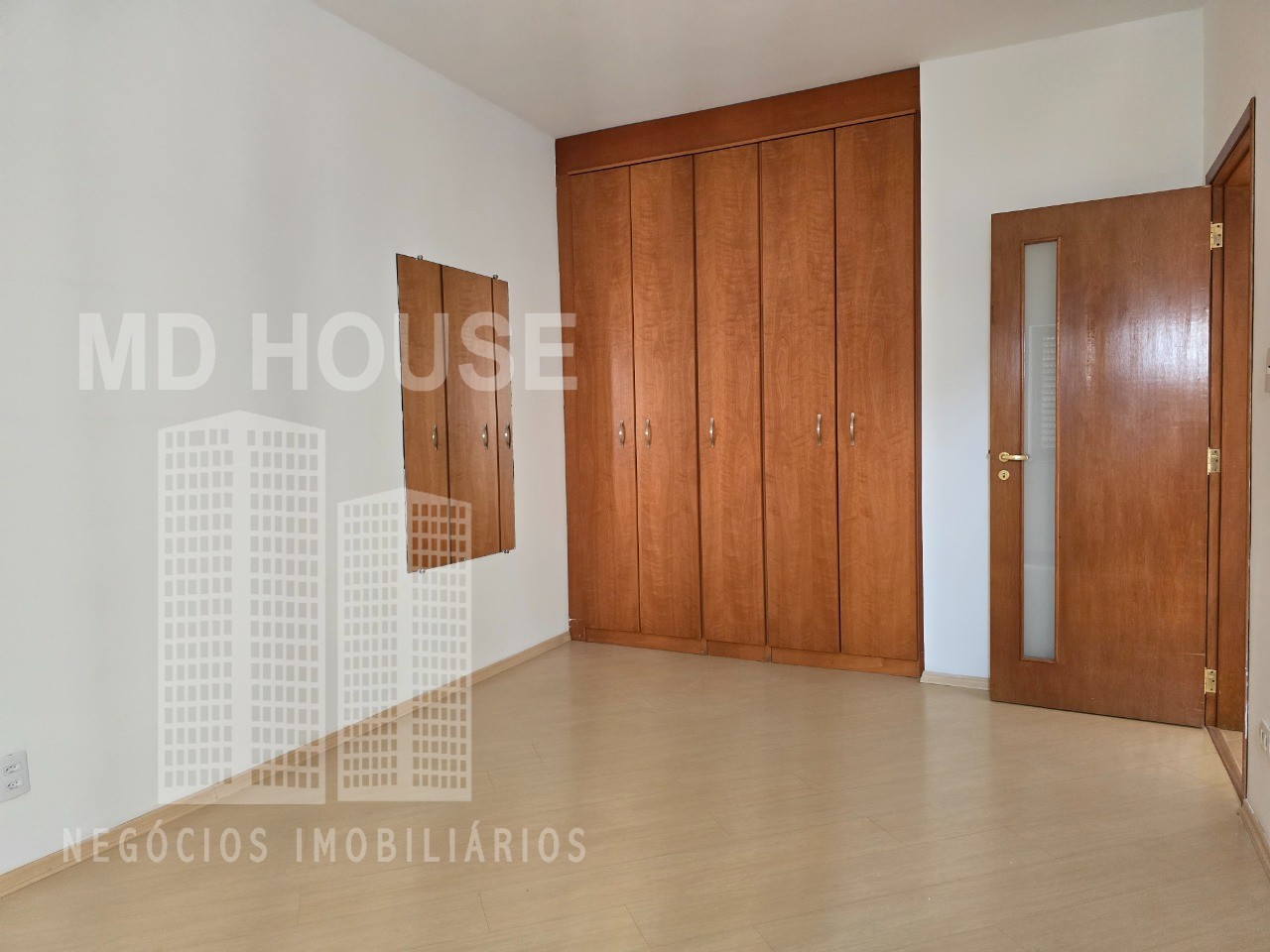 Apartamento à venda e aluguel com 3 quartos, 98m² - Foto 19