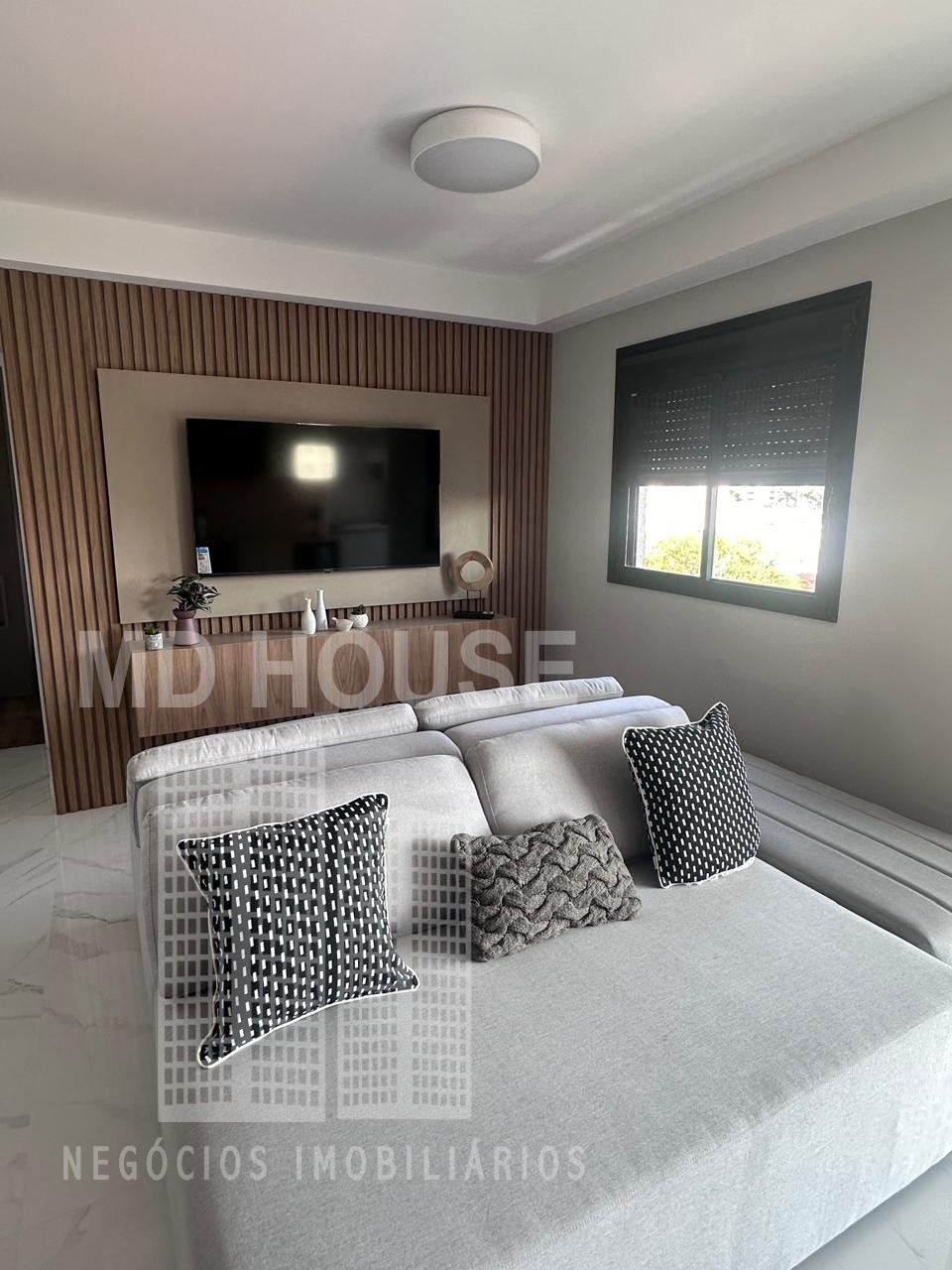 Apartamento à venda com 2 quartos, 80m² - Foto 7