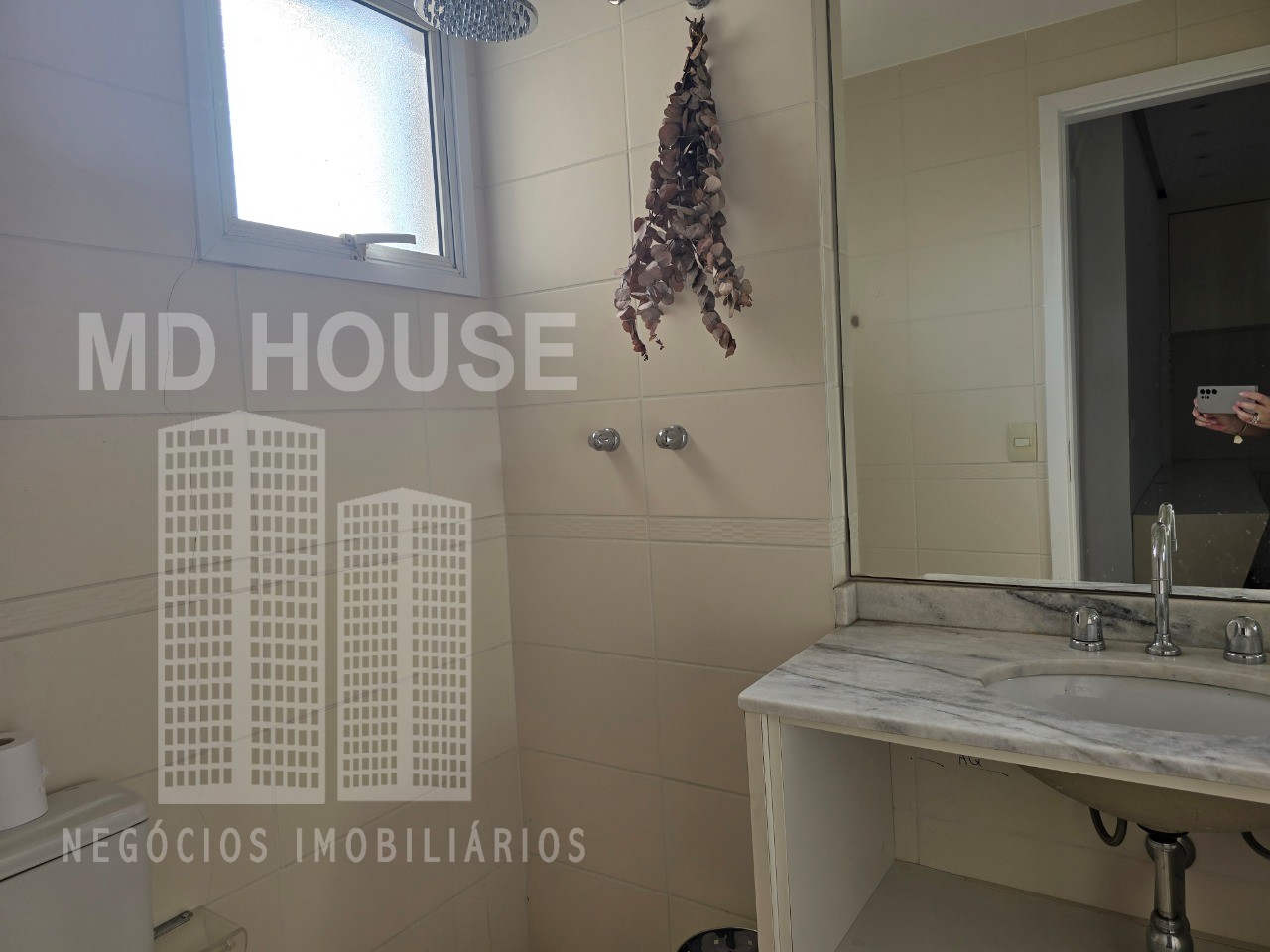 Apartamento para alugar com 1 quarto, 60m² - Foto 11