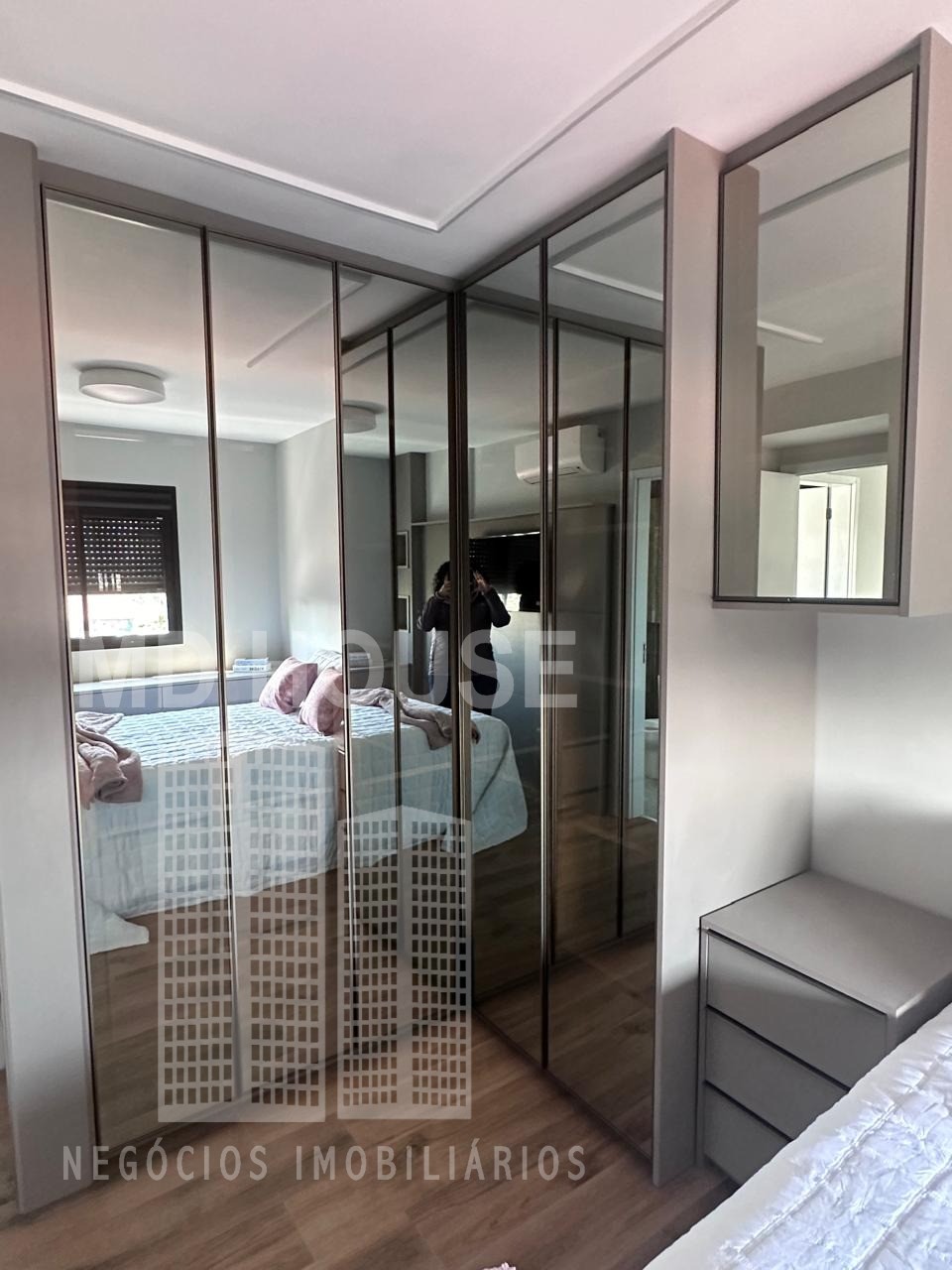 Apartamento à venda com 2 quartos, 80m² - Foto 17