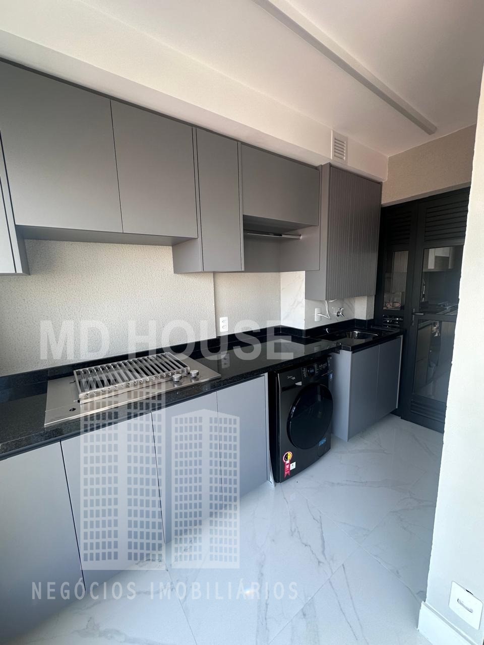 Apartamento à venda com 2 quartos, 80m² - Foto 20