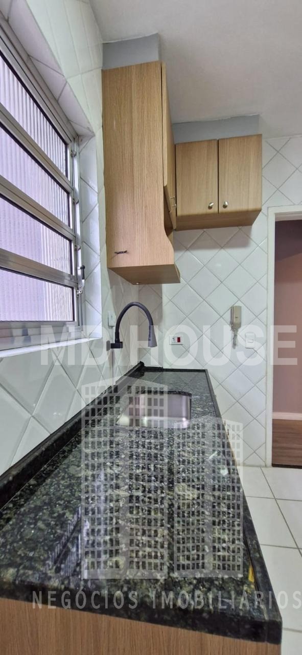 Apartamento para alugar com 2 quartos, 75m² - Foto 23