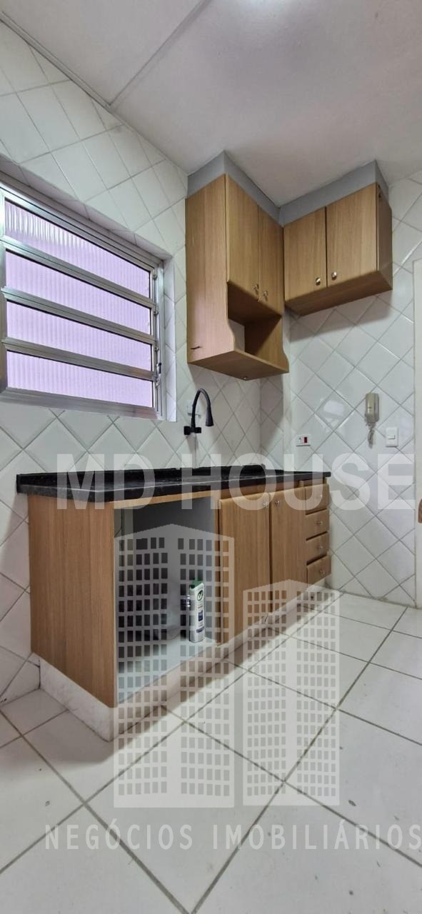 Apartamento para alugar com 2 quartos, 75m² - Foto 21