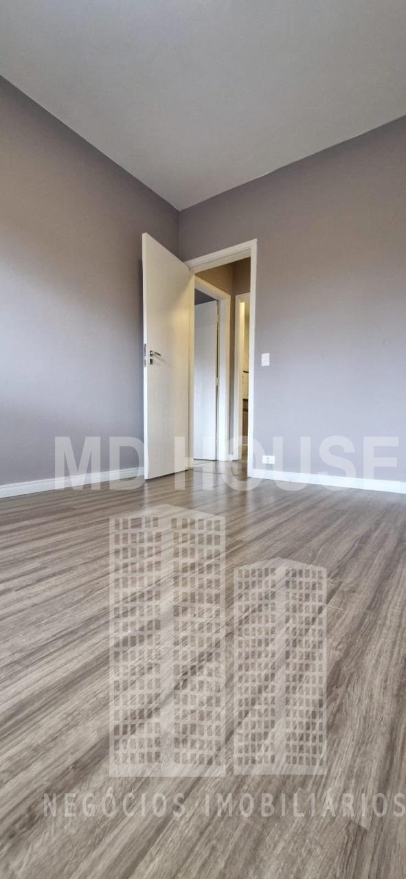 Apartamento para alugar com 2 quartos, 75m² - Foto 6