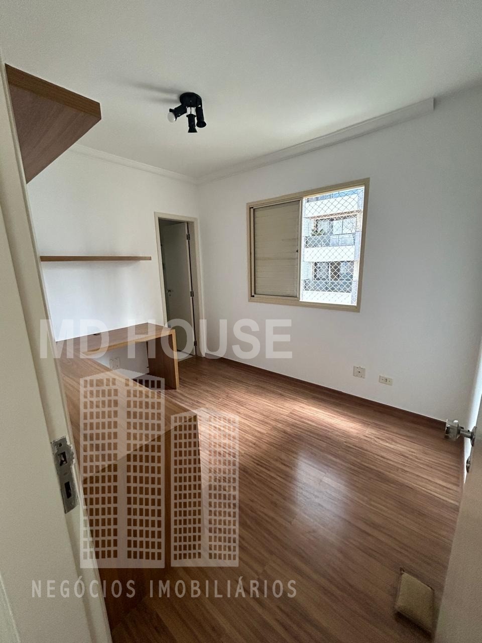 Apartamento para alugar com 2 quartos, 67m² - Foto 6