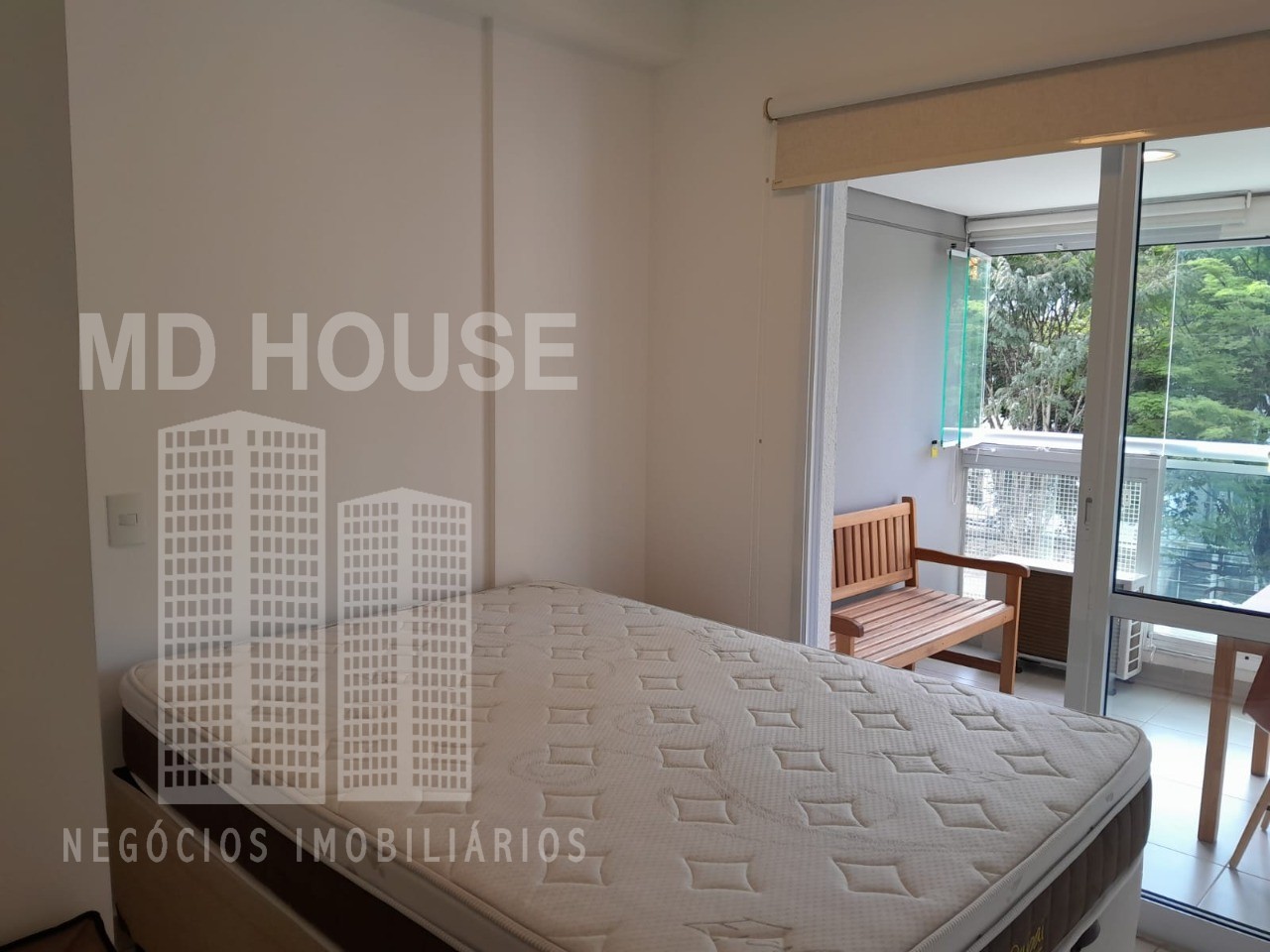 Apartamento para alugar com 1 quarto, 42m² - Foto 14