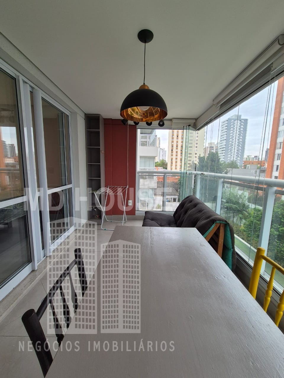 Apartamento para alugar com 1 quarto, 40m² - Foto 11