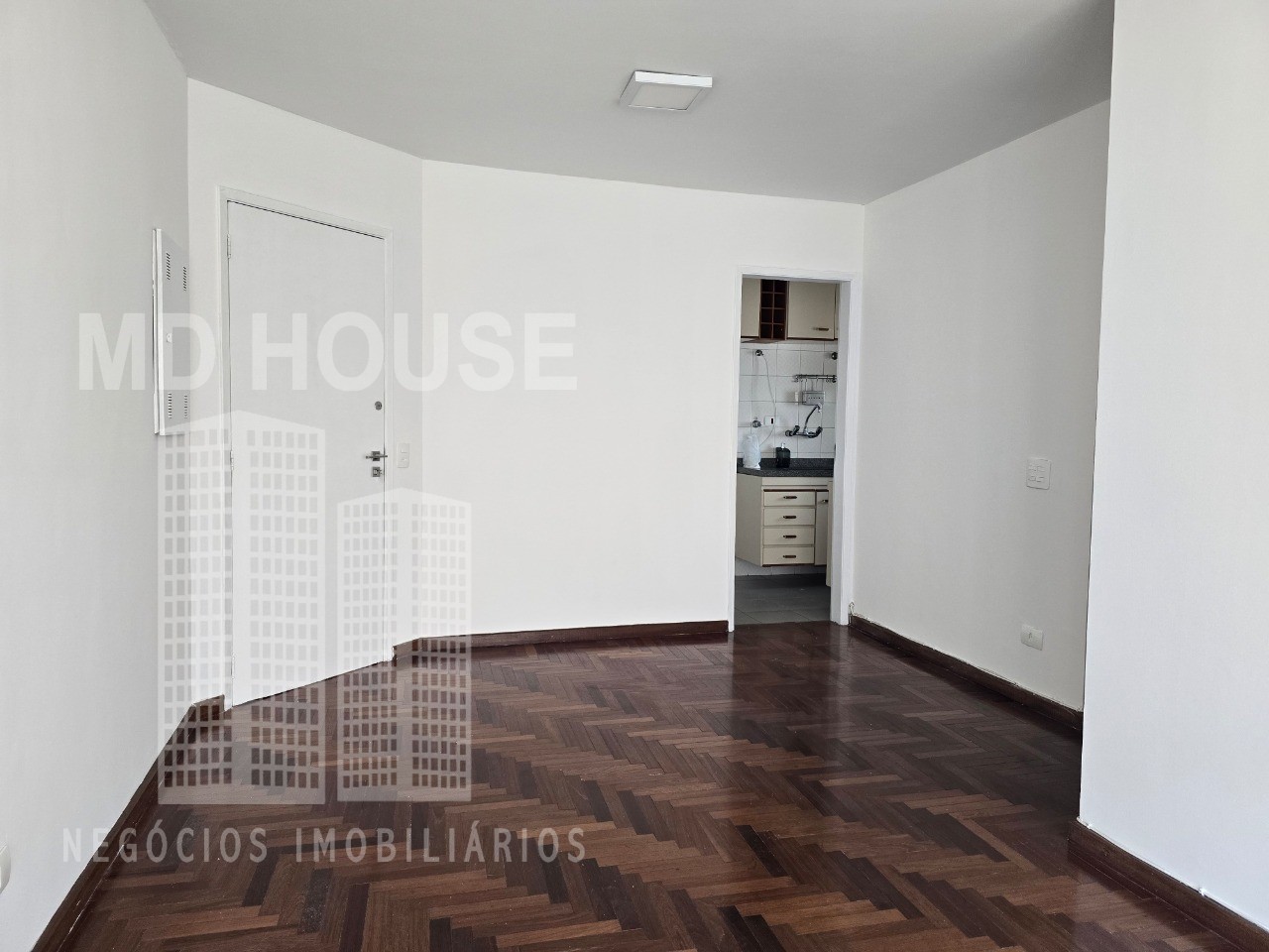 Apartamento para alugar com 2 quartos, 60m² - Foto 2