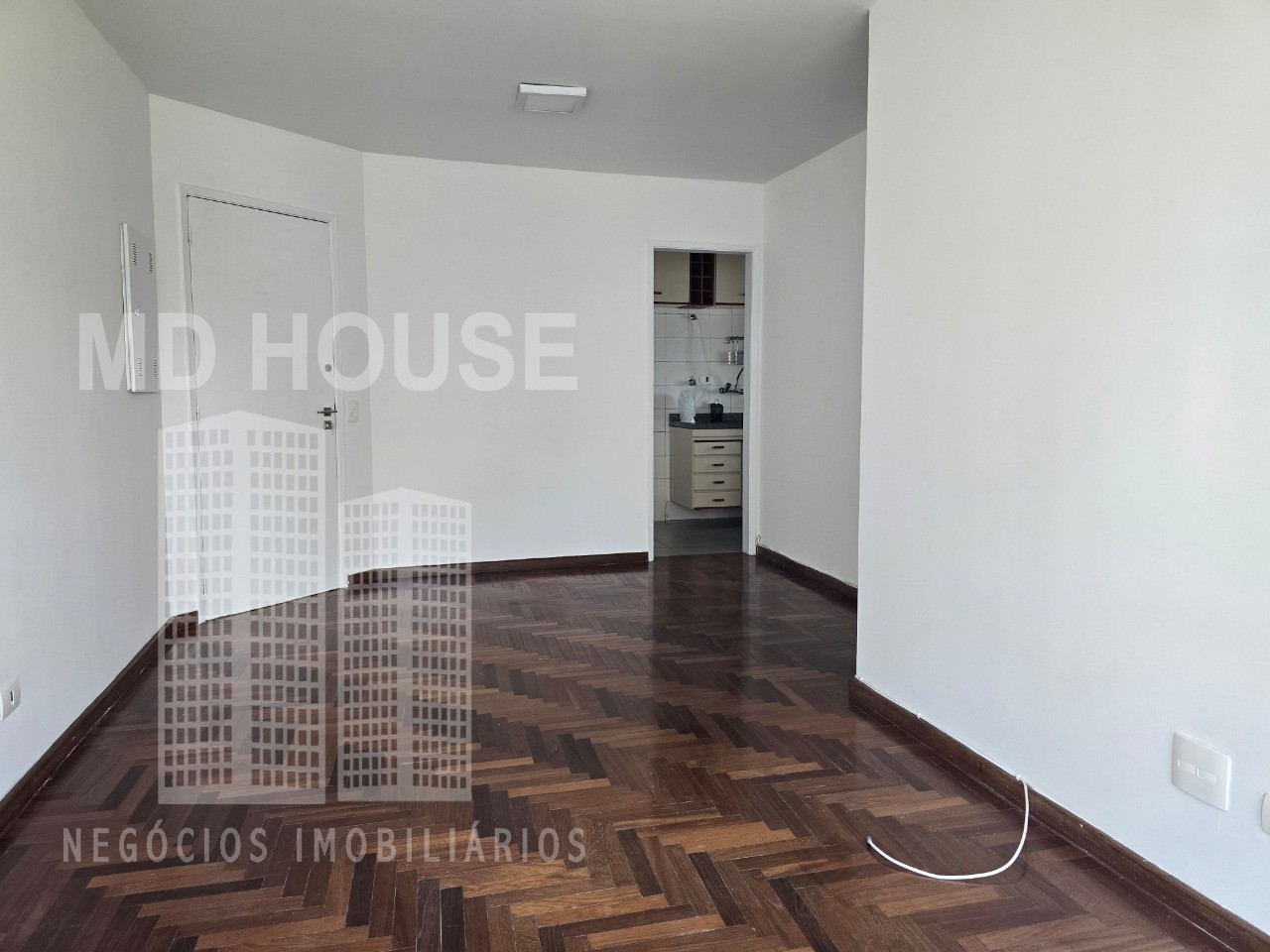 Apartamento para alugar com 2 quartos, 60m² - Foto 4