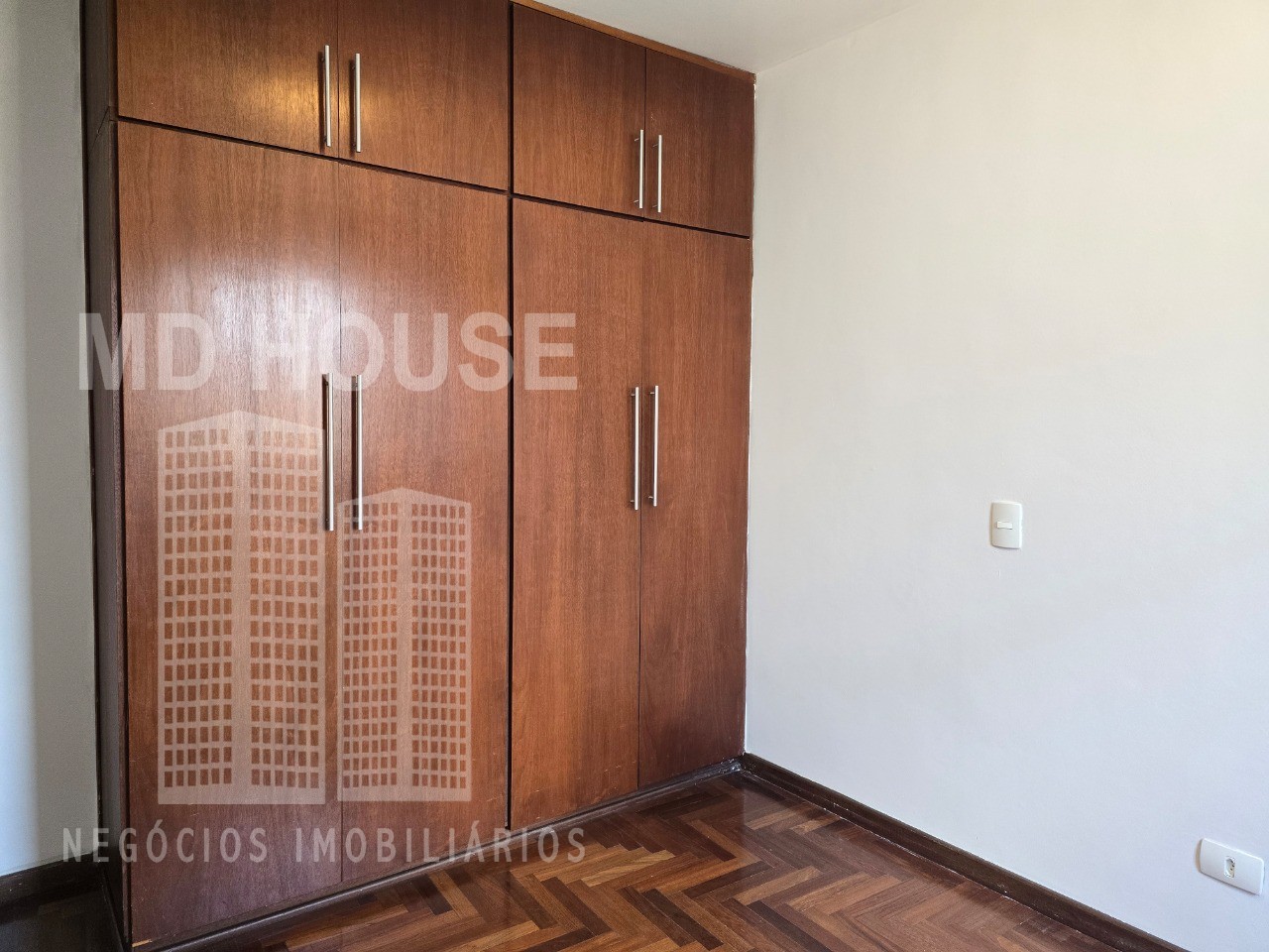 Apartamento para alugar com 2 quartos, 60m² - Foto 7