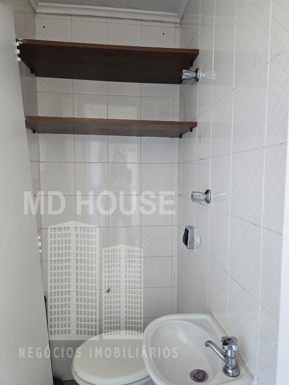 Apartamento para alugar com 2 quartos, 60m² - Foto 15