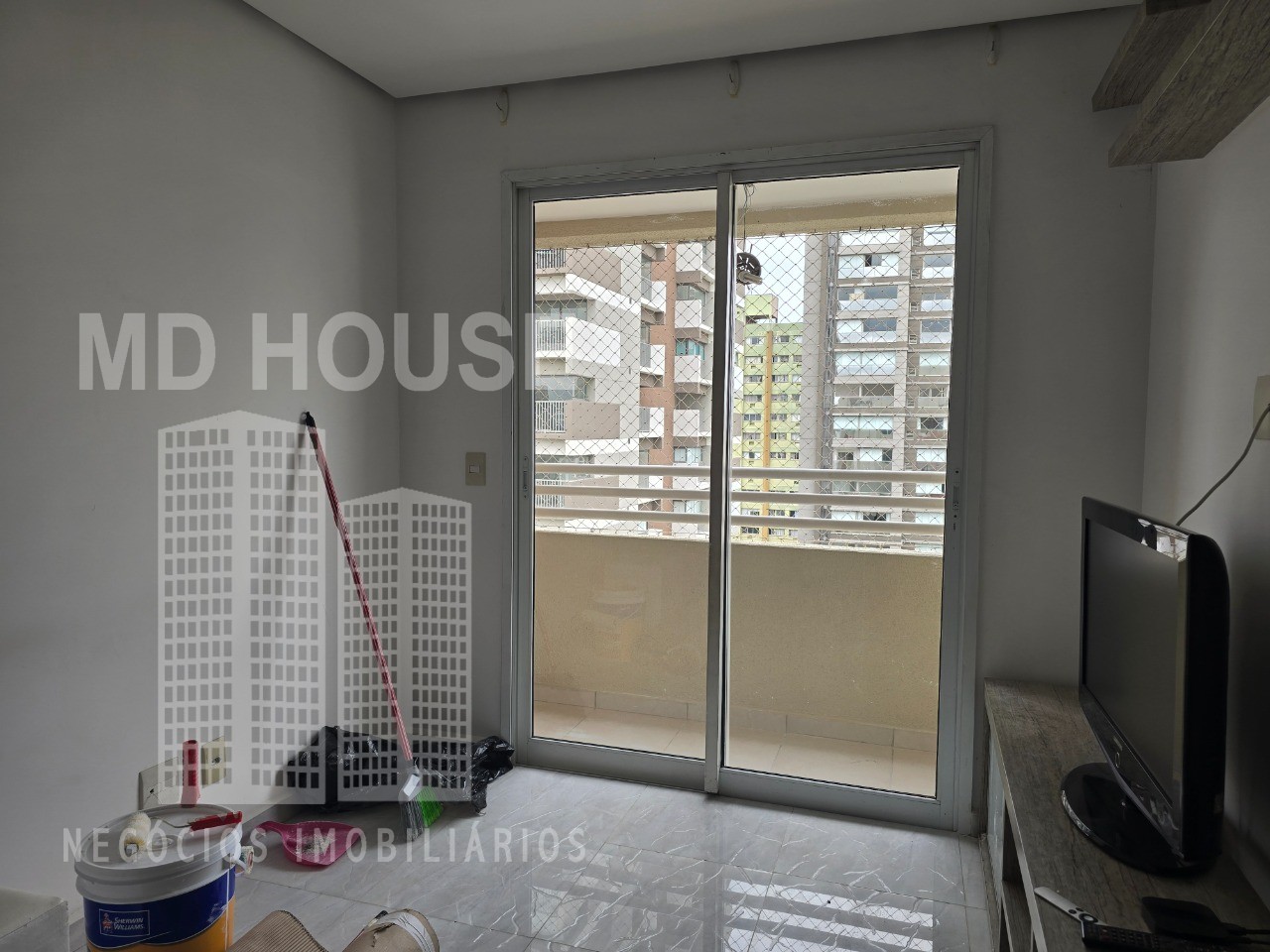 Apartamento para alugar com 2 quartos, 65m² - Foto 17