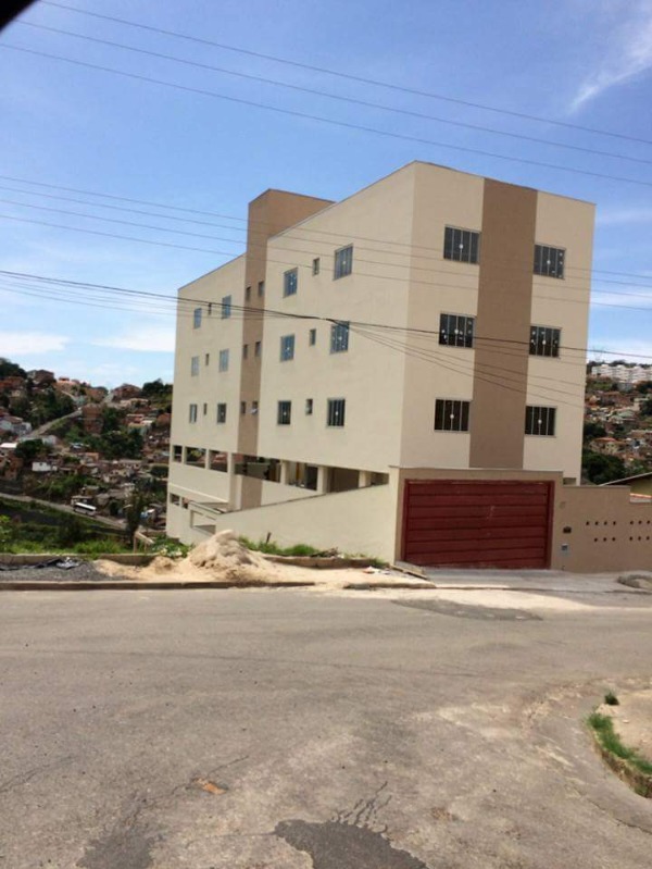 Apartamento à venda com 2 quartos, 55m² - Foto 2