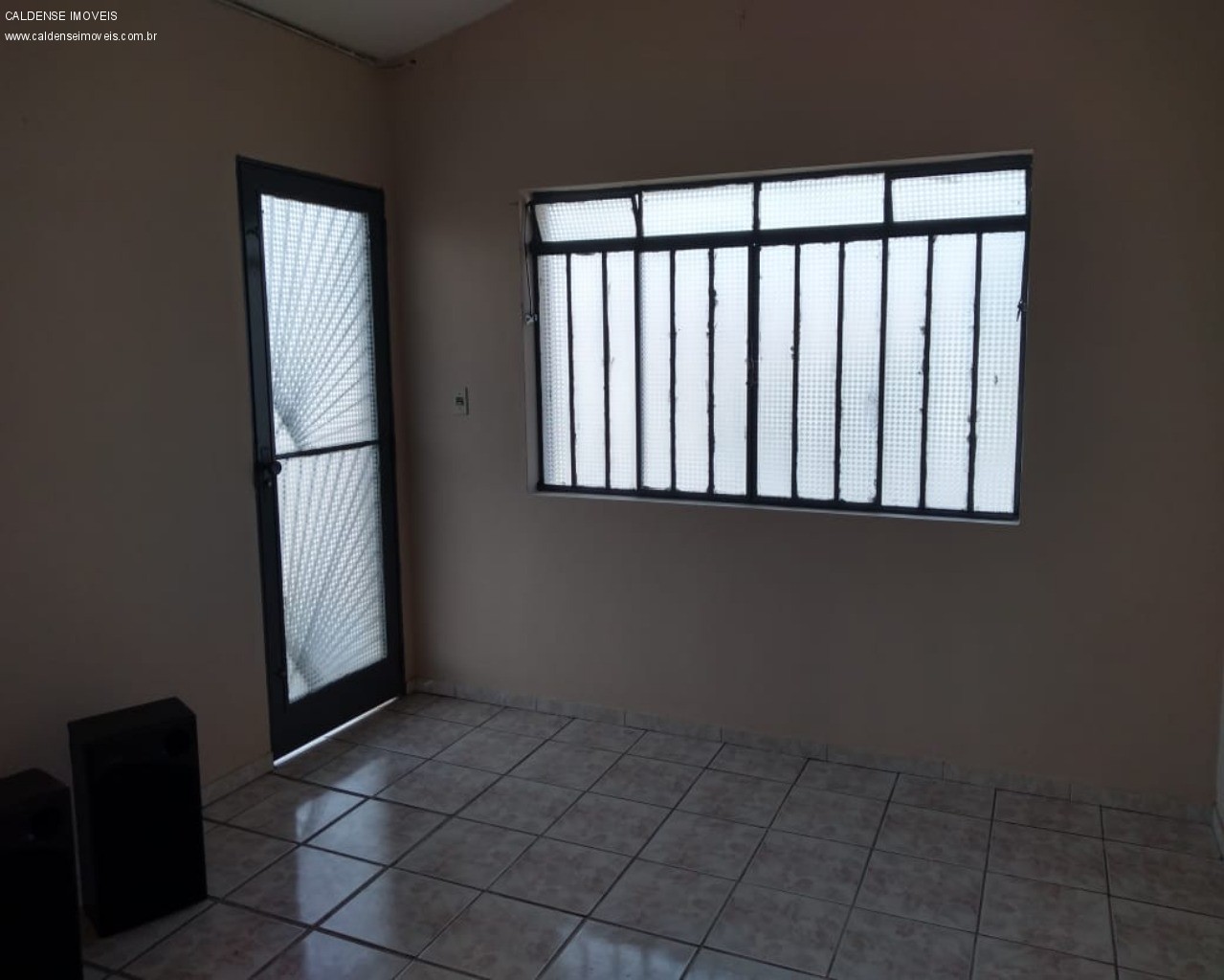 Casa à venda com 2 quartos, 280m² - Foto 9