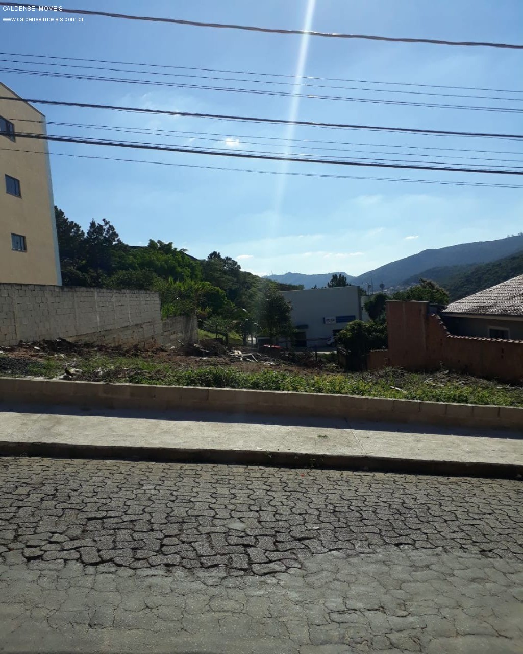 Terreno à venda, 600m² - Foto 2