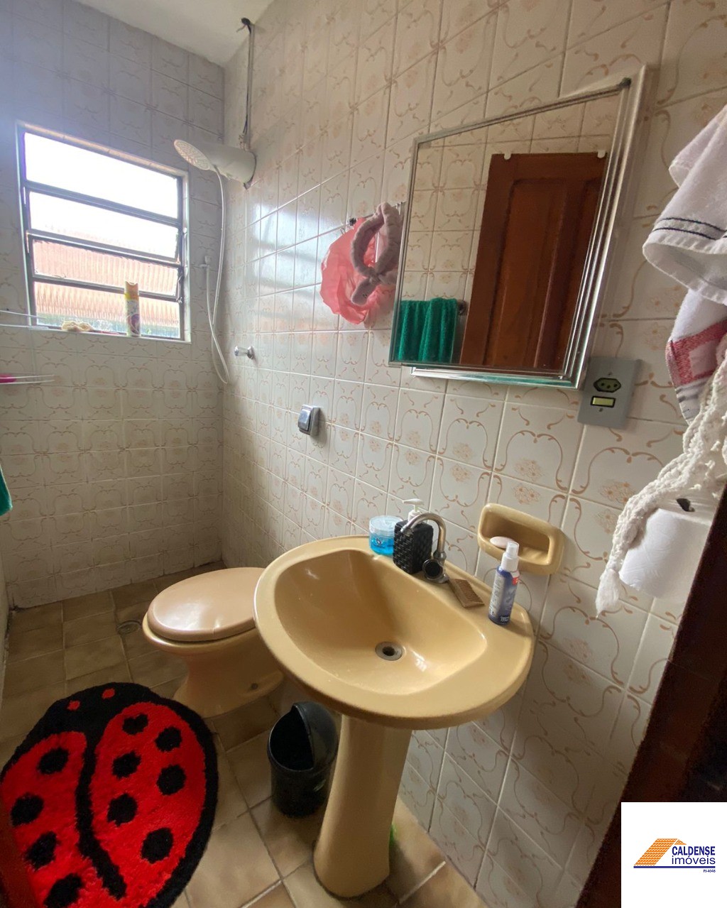 Casa à venda com 4 quartos, 240m² - Foto 3