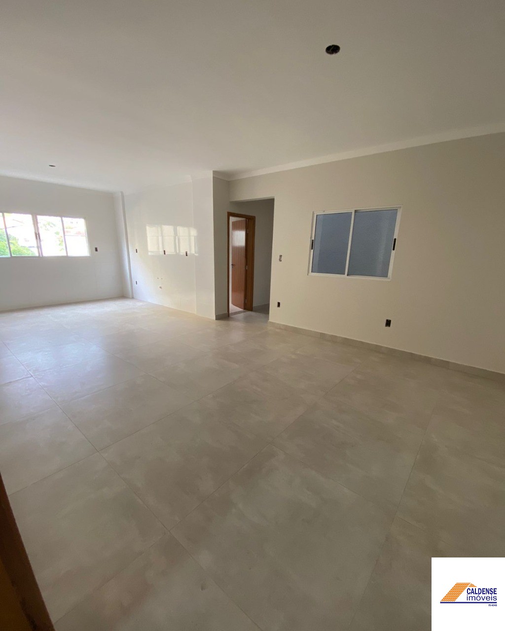 Apartamento à venda com 3 quartos, 90m² - Foto 5