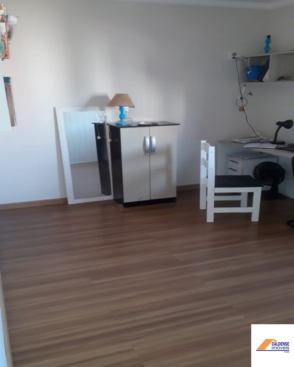 Apartamento à venda com 3 quartos, 105m² - Foto 9