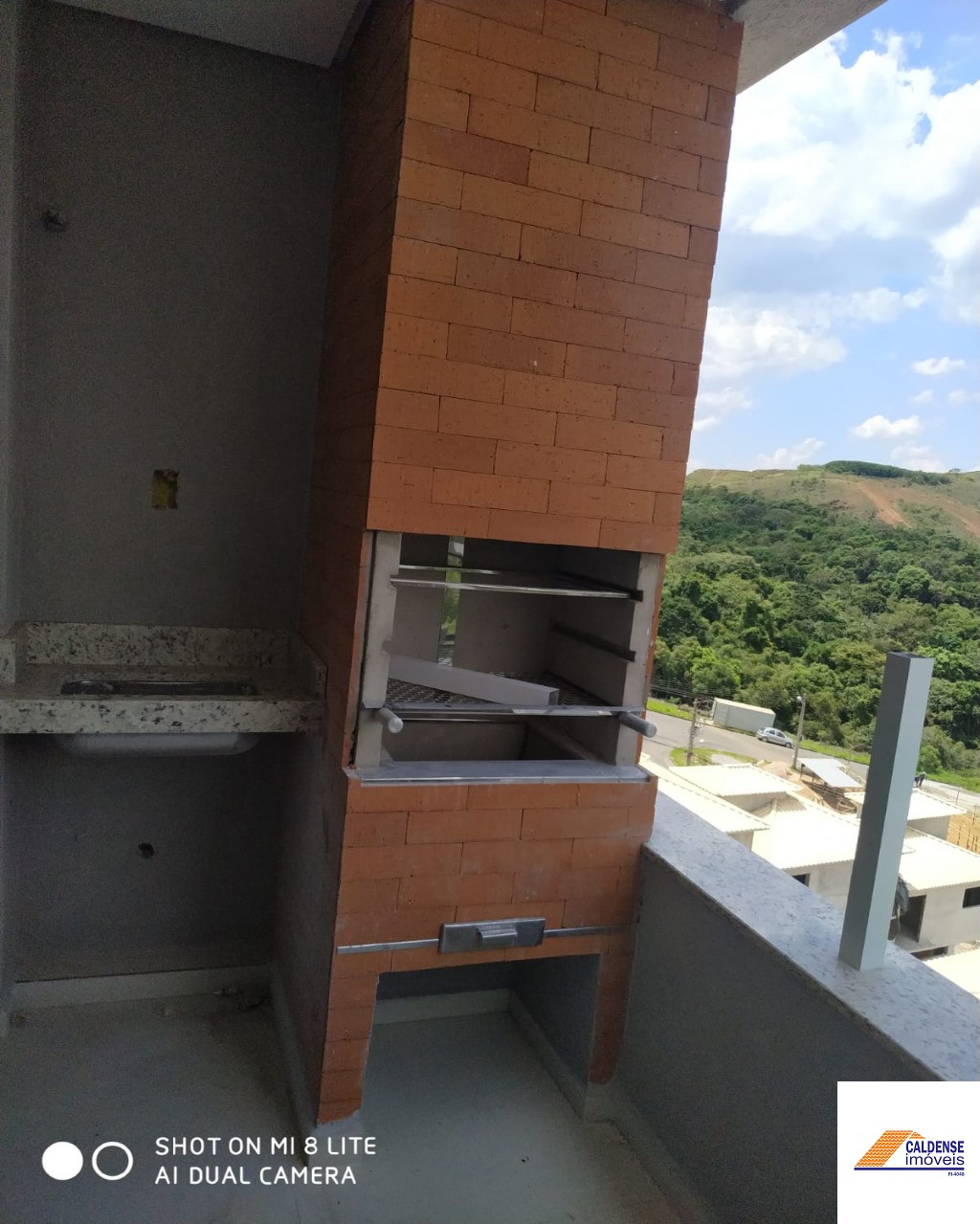 Apartamento à venda com 2 quartos, 63m² - Foto 3