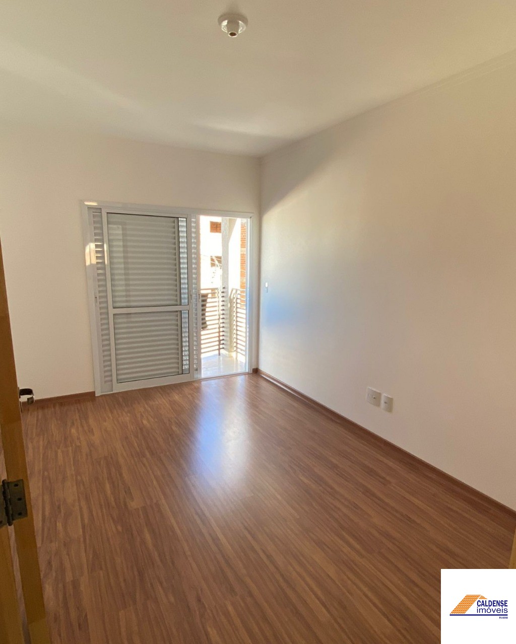 Apartamento para alugar com 3 quartos, 75m² - Foto 3