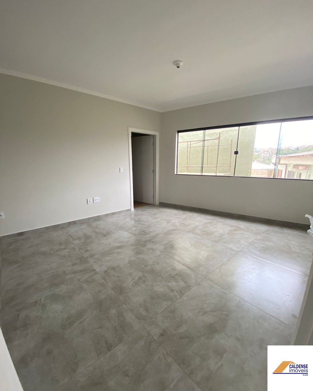 Apartamento à venda com 2 quartos, 70m² - Foto 5