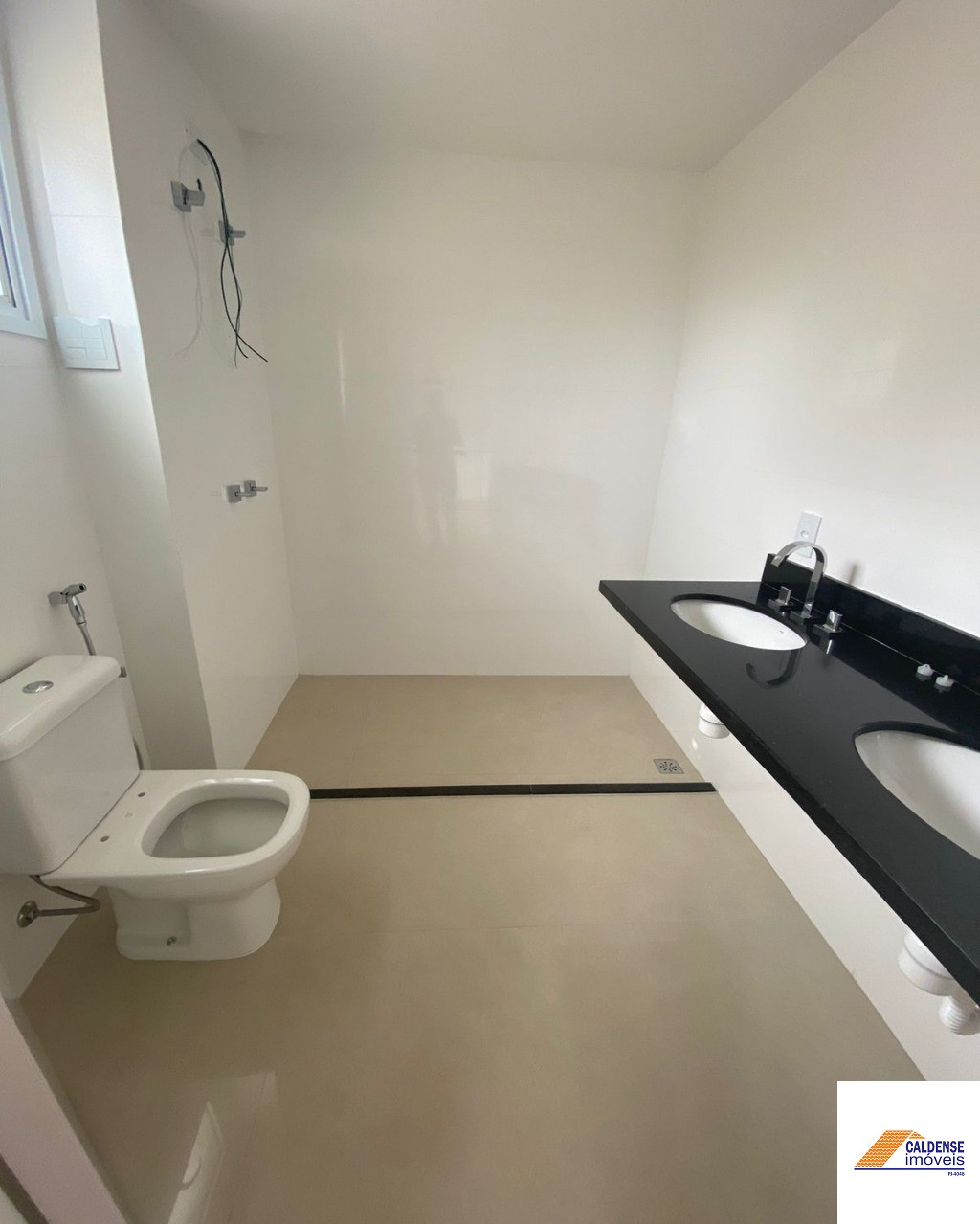 Apartamento à venda com 3 quartos, 154m² - Foto 12