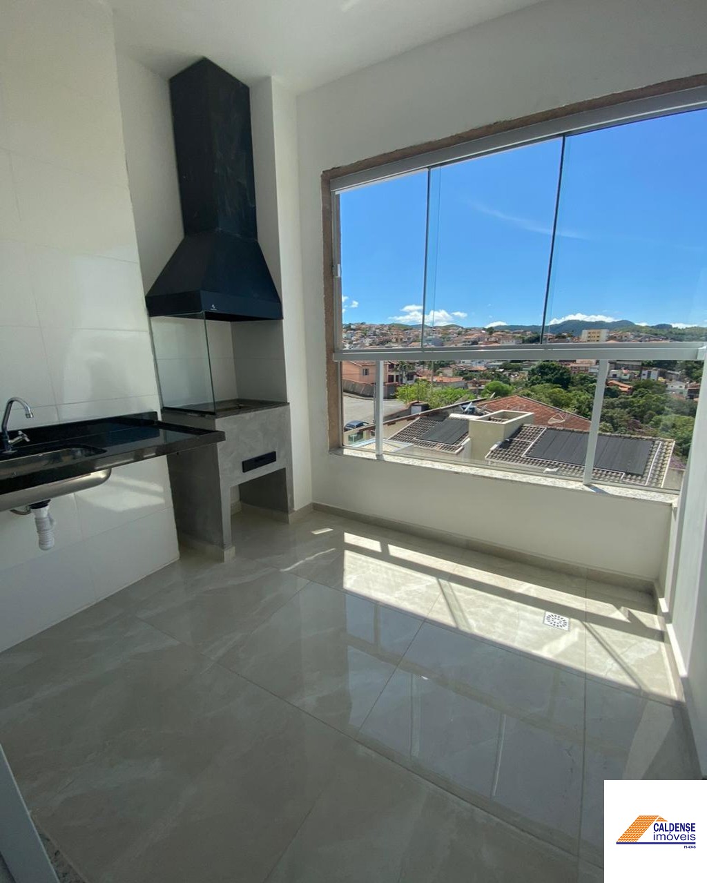 Apartamento à venda com 2 quartos, 75m² - Foto 6