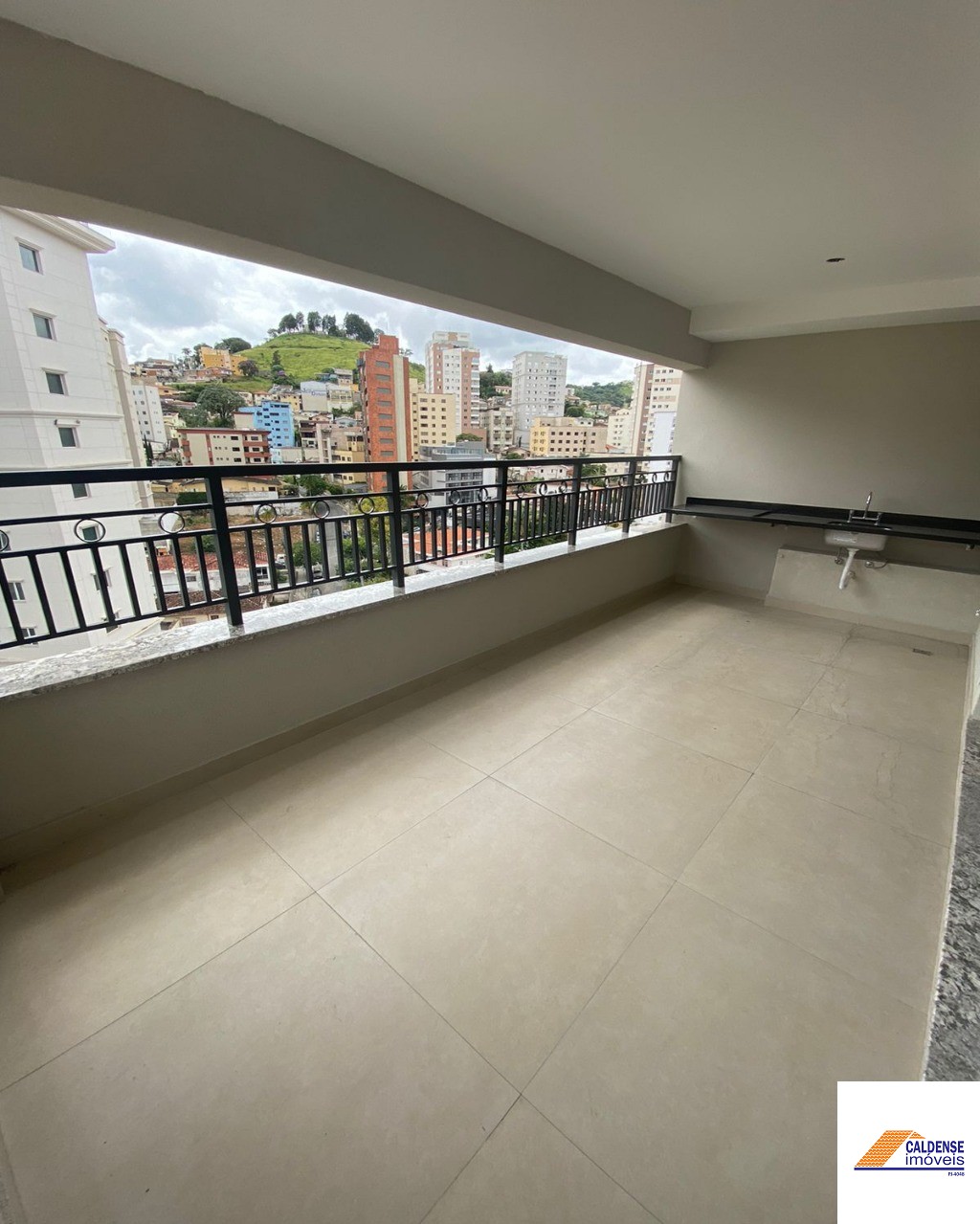 Apartamento à venda com 3 quartos, 154m² - Foto 7