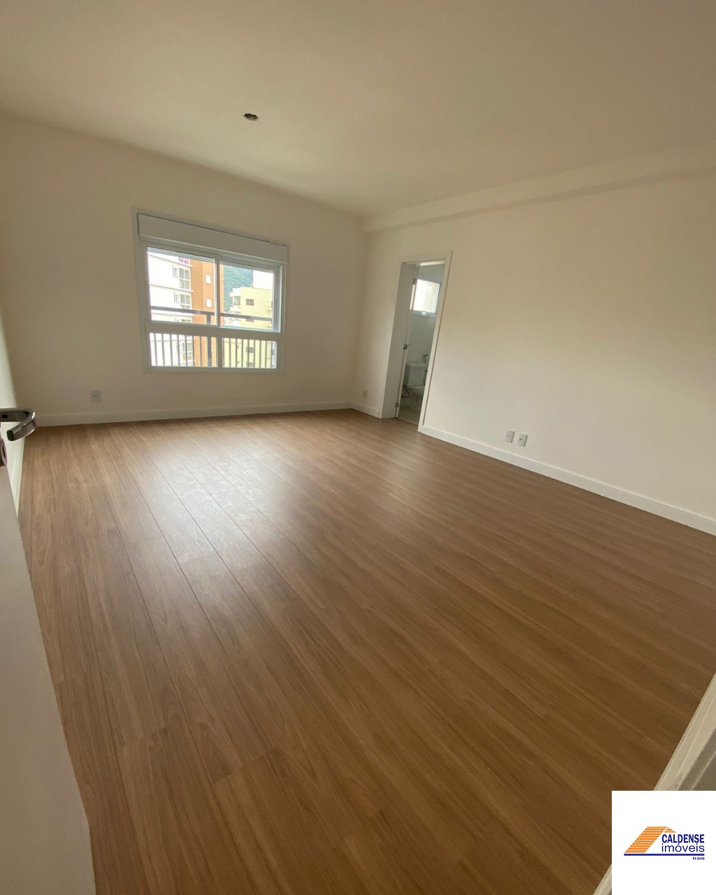 Apartamento à venda com 3 quartos, 154m² - Foto 11